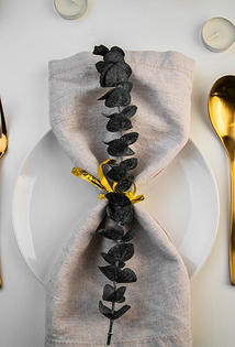 Сервировка новогоднего стола на 2026 год: 40 лучших идей для праздничного настроения