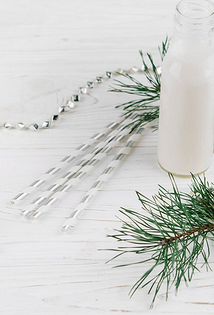 Сервировка новогоднего стола на 2026 год: 40 лучших идей для праздничного настроения