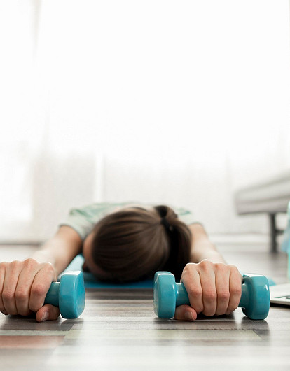 Зимний фитнес-режим: где брать энергию на тренировки, когда сложно вставать по утрам