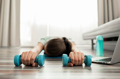 Зимний фитнес-режим: где брать энергию на тренировки, когда сложно вставать по утрам