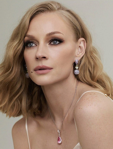 Светлана Ходченкова: биография очаровательной блондинки с сильным характером