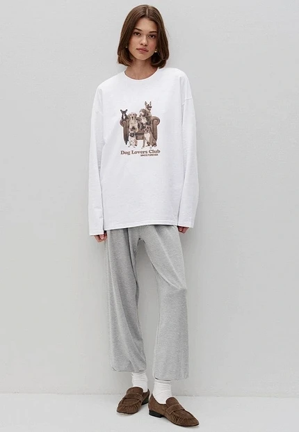 В каких цветах встречать Новый год 2026: советы стилистов и астрологов