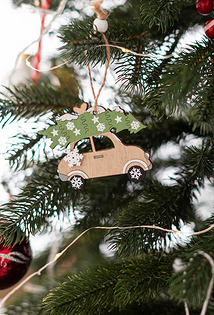 Как украсить елку на Новый 2026 год, чтобы Лошадь принесла удачу