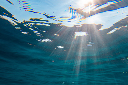 К чему снится вода во сне: трактовка по Фрейду, Ванге и другим сонникам