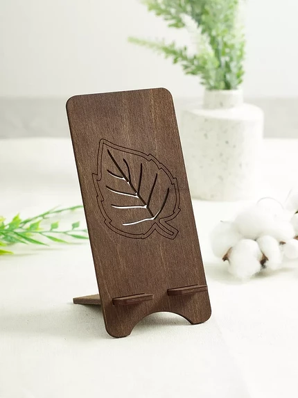 Смартфон как украшение: какие аксессуары нужны твоему телефону в 2026 году