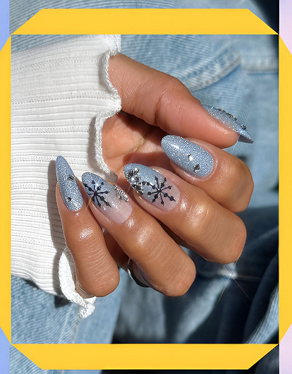 Зимний маникюр 2026: горячий шоколад, морозные узоры и праздничный блеск