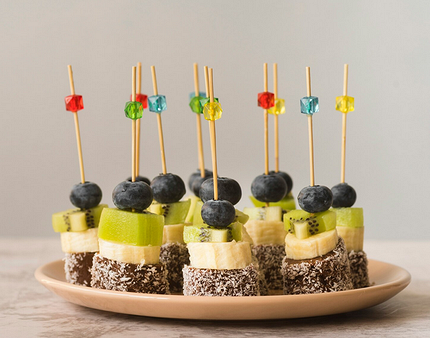 Рецепты канапе на Новый год: 15 вариантов, которые украсят любой стол