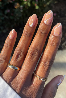 Бежевый маникюр в 2026 году: какой выбрать для ногтей разной длины