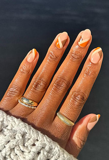 Бежевый маникюр в 2026 году: какой выбрать для ногтей разной длины