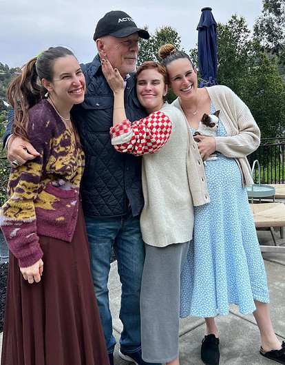 Дочь Брюса Уиллиса призналась, что он перестал узнавать близких