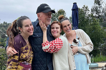 Дочь Брюса Уиллиса призналась, что он перестал узнавать близких