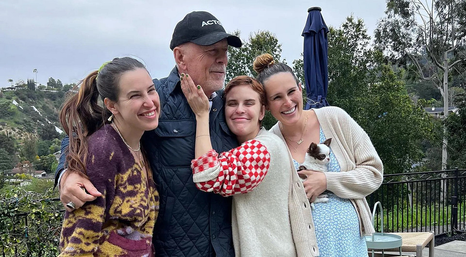 Дочь Брюса Уиллиса призналась, что он перестал узнавать близких