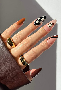 Бежевый маникюр в 2026 году: какой выбрать для ногтей разной длины