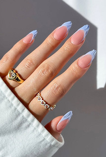 Бежевый маникюр в 2026 году: какой выбрать для ногтей разной длины