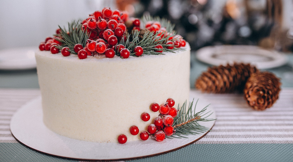 Торт на Новый 2026 год: лучшие рецепты для праздничного стола