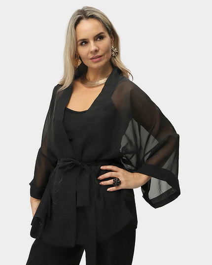 Новогодний гардероб без марафона по ТЦ: 7 образов, которые можно купить онлайн