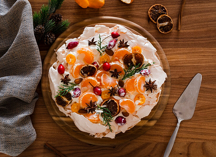 Торт на Новый 2026 год: лучшие рецепты для праздничного стола