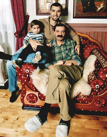 Похож на дедушку: сын Дениса Клявера стал актером