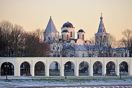 Куда можно слетать на Новый 2026 год: 20 лучших направлений по России и за границей