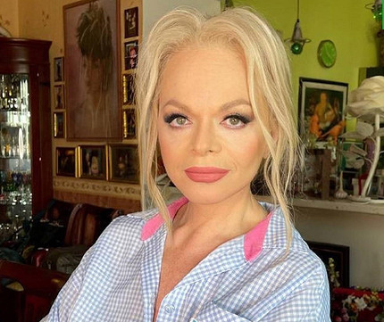 Из-за нее я не могу продать ни одну из своих квартир: Слава гневно высказалась об эффекте Долиной