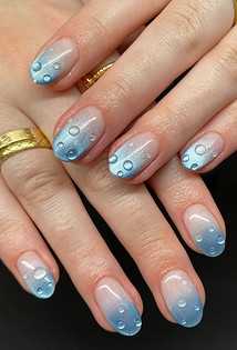 Маникюр на короткие ногти в 2026 году: 30+ идей для вдохновения