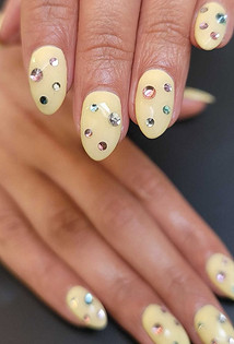 Маникюр на короткие ногти в 2026 году: 30+ идей для вдохновения