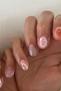 Маникюр на короткие ногти в 2026 году: 30+ идей для вдохновения