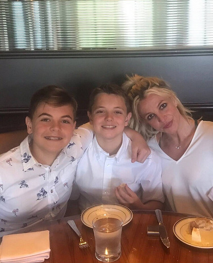 Бритни Спирс с детьми