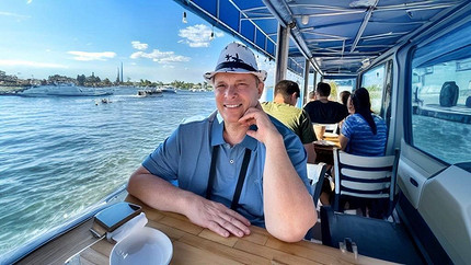 Суды, иски, разоблачения: самые громкие юридические скандалы российских звезд последних лет