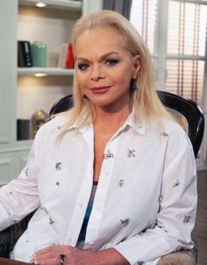 «В мой дом пришла большая беда»: полная история Ларисы Долиной о мошенничестве и самые обсуждаемые скандалы артистки