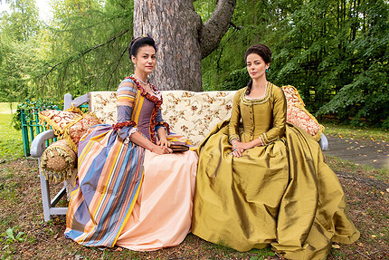 Анна Ковальчук и Марина Александрова в сериале Екатерина.Фавориты