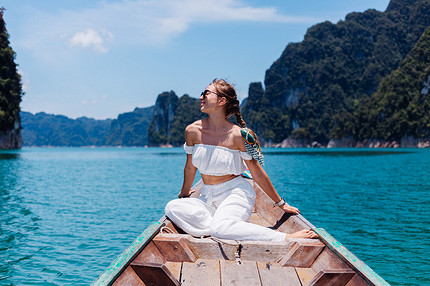 Куда поедут россияне на Новый год: какие страны выбрали бюджетные и премиум-туристы