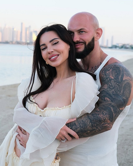 У нас брачный контракт, все четко: Самойлова рассказала, как будет делить имущество с Джиганом после развода