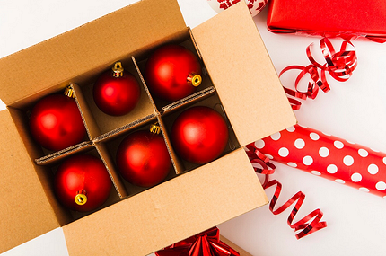 Как хранить елочные игрушки после Нового года: 9 компактных вариантов