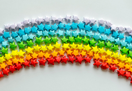 Как сделать гирлянду из бумаги: красивые идеи декора и пошаговая инструкция