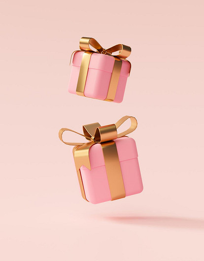 Подарки для бьютиголиков: что вызовет восторг, а что — неловкость