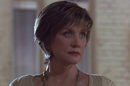 Веру Алентову увезли на скорой во время церемонии прощания с Анатолием Лобоцким