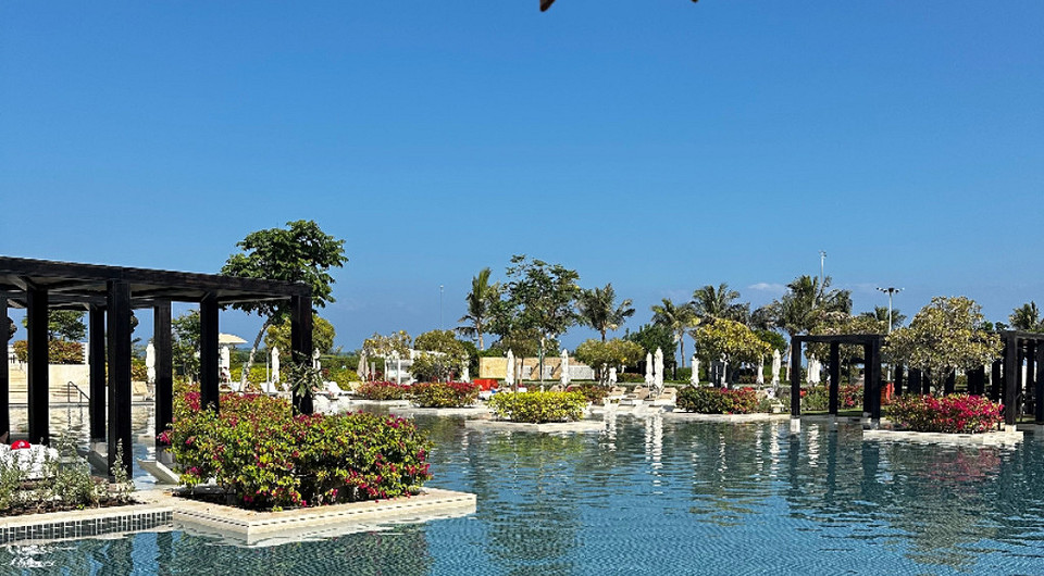 Тихая роскошь у моря: 10 причин отправиться в Оман этой зимой