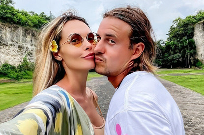 Каждые пять лет мы играем свадьбу: Мария Горбань в третий раз вышла замуж за Кирилла Зоткина