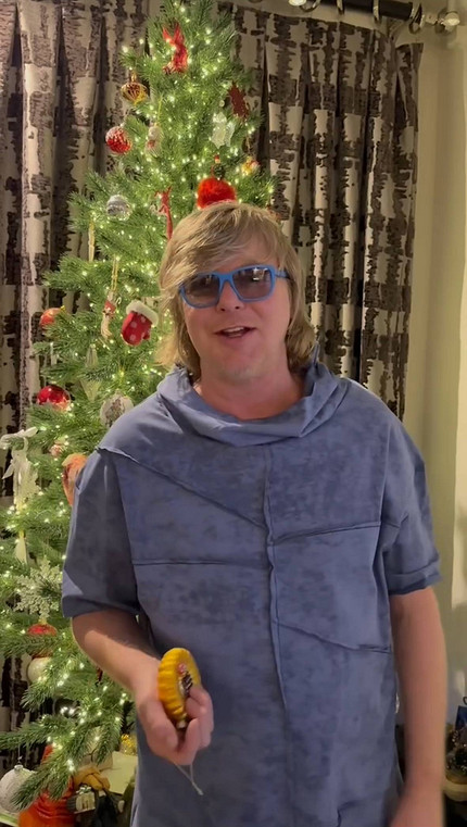 Новогодний гламур: самые стильные и роскошные елки российских звезд