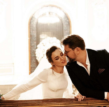 Она - психически нездоровый человек: Виктор Логинов прокомментировал развод с четвертой женой