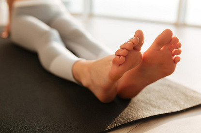 Пяточки как у младенца: что такое кератолитики и как они работают