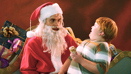 Что посмотреть в новогодние каникулы: в кино, на ТВ и онлайн