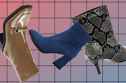 Трендовые ботильоны 2025: лаковые, с острым мысом, «под питона»