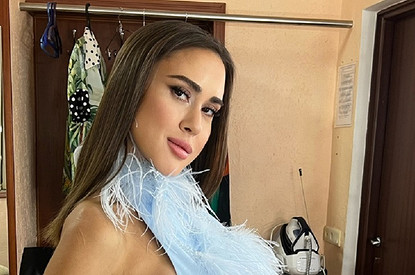 «Открываю аукцион со 100 000 рублей»: дочь Любови Успенской продает в соцсетях свою необычную картину