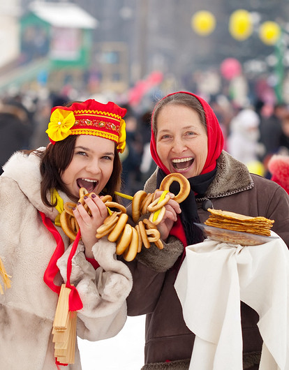 Какого числа Масленица в 2025 году в России и как ее принято отмечать