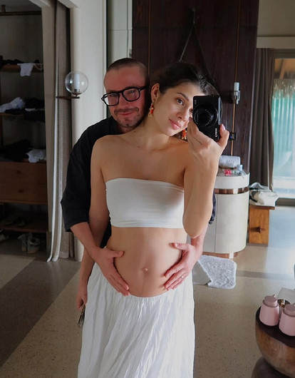 Александр Петров с женой рассекретили пол будущего ребенка