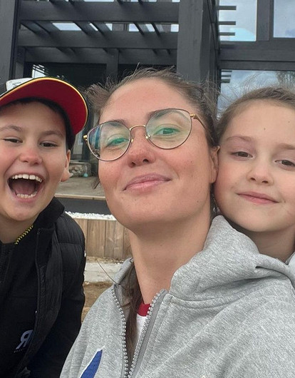 Никакого общения между ними нет: адвокат Прилучного рассказала, что Муцениеце ни разу не звонила сыну