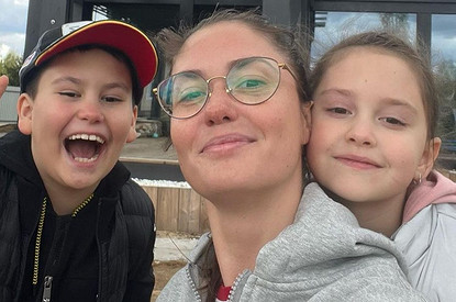 Никакого общения между ними нет: адвокат Прилучного рассказала, что Муцениеце ни разу не звонила сыну