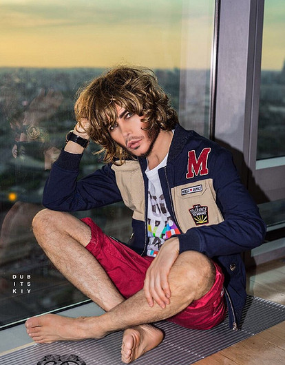 Снова весна, снова обострение: Сергей Зверев отреагировал на судебный иск от сына